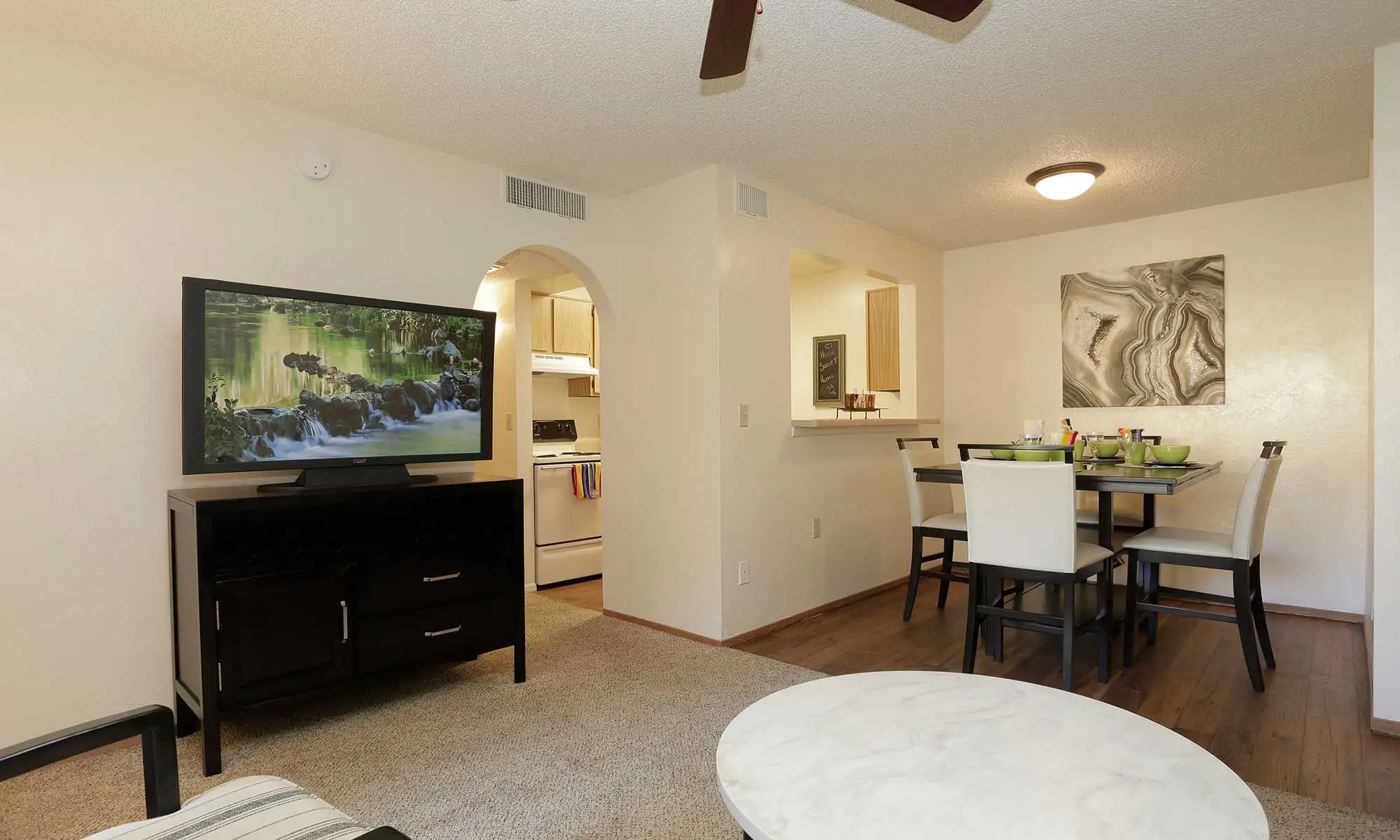 Silverado Apartments apartment spacious living area